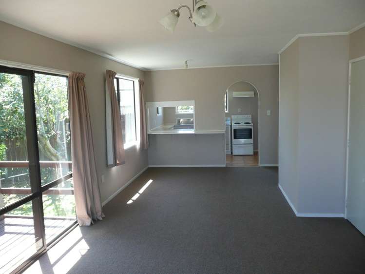 7 Blackgate Place Manurewa_2