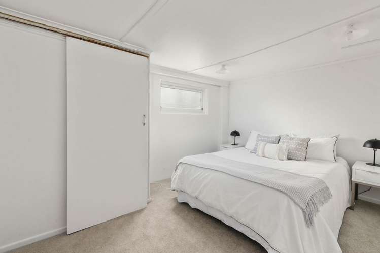 8 Darroch Street Fairy Springs_15