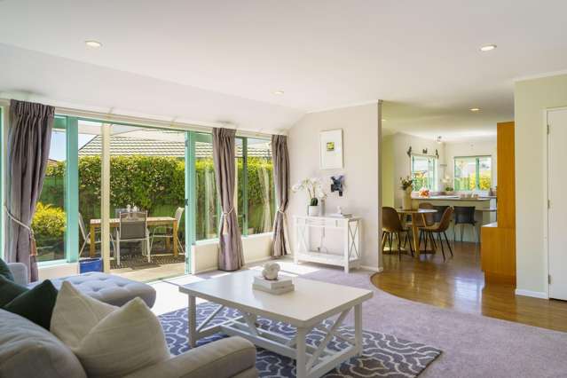 8 Montague Way Taradale_4