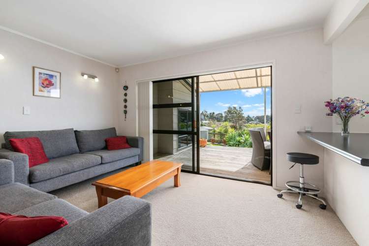 12 Brightside Road Stanmore Bay_11