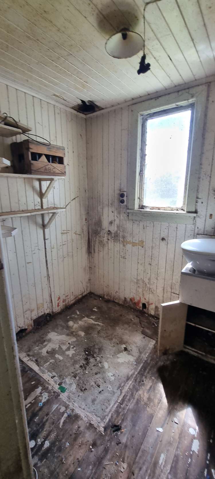 4 Ontario Street Gore Surrounds_28