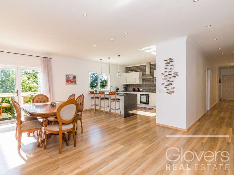 8 Duffy Road Waitakere_9