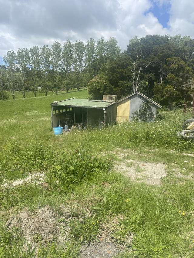 9 Petley Road Paparoa_3