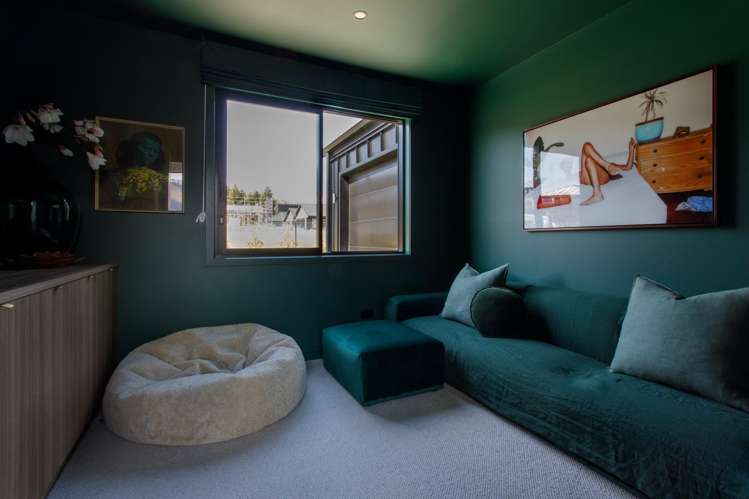 2 Fenton Avenue Wanaka_12