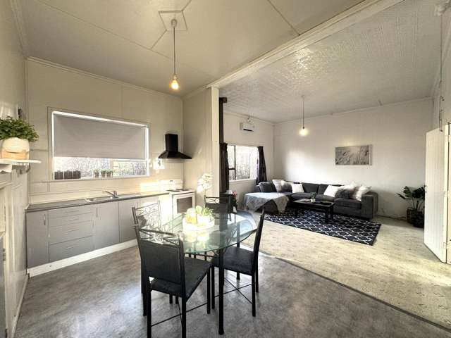 21 Elderlee Street Milton_3