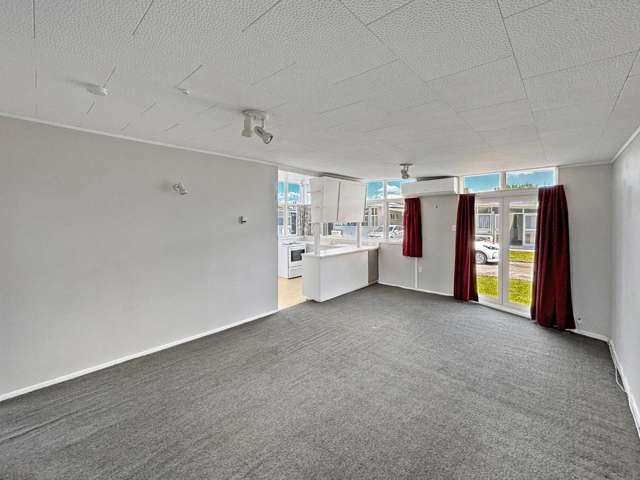7/457 Featherston Street 10930_2