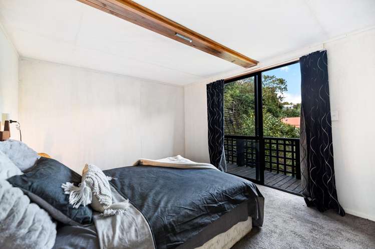 12a Arawata Terrace Fernhill/Sunshine Bay_17