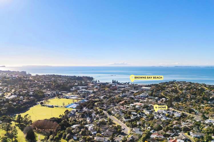 2/7 Arran Road Browns Bay_20