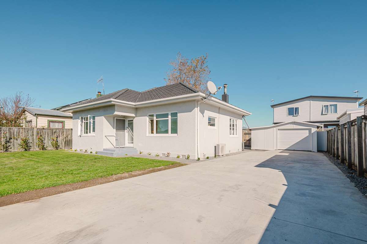 1103 Saint Aubyn Street East_2