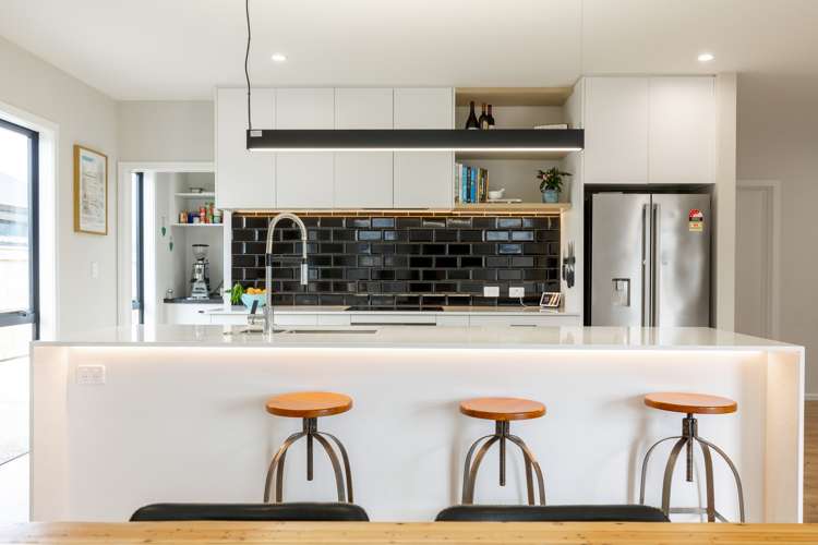 24 Catalina Crescent Burleigh_5