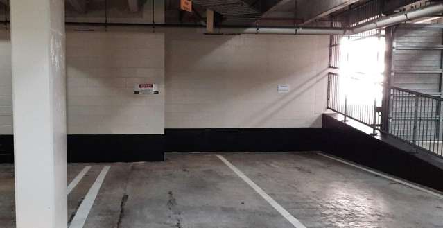 Carpark B26(X)/8 Albert Street 10015_1