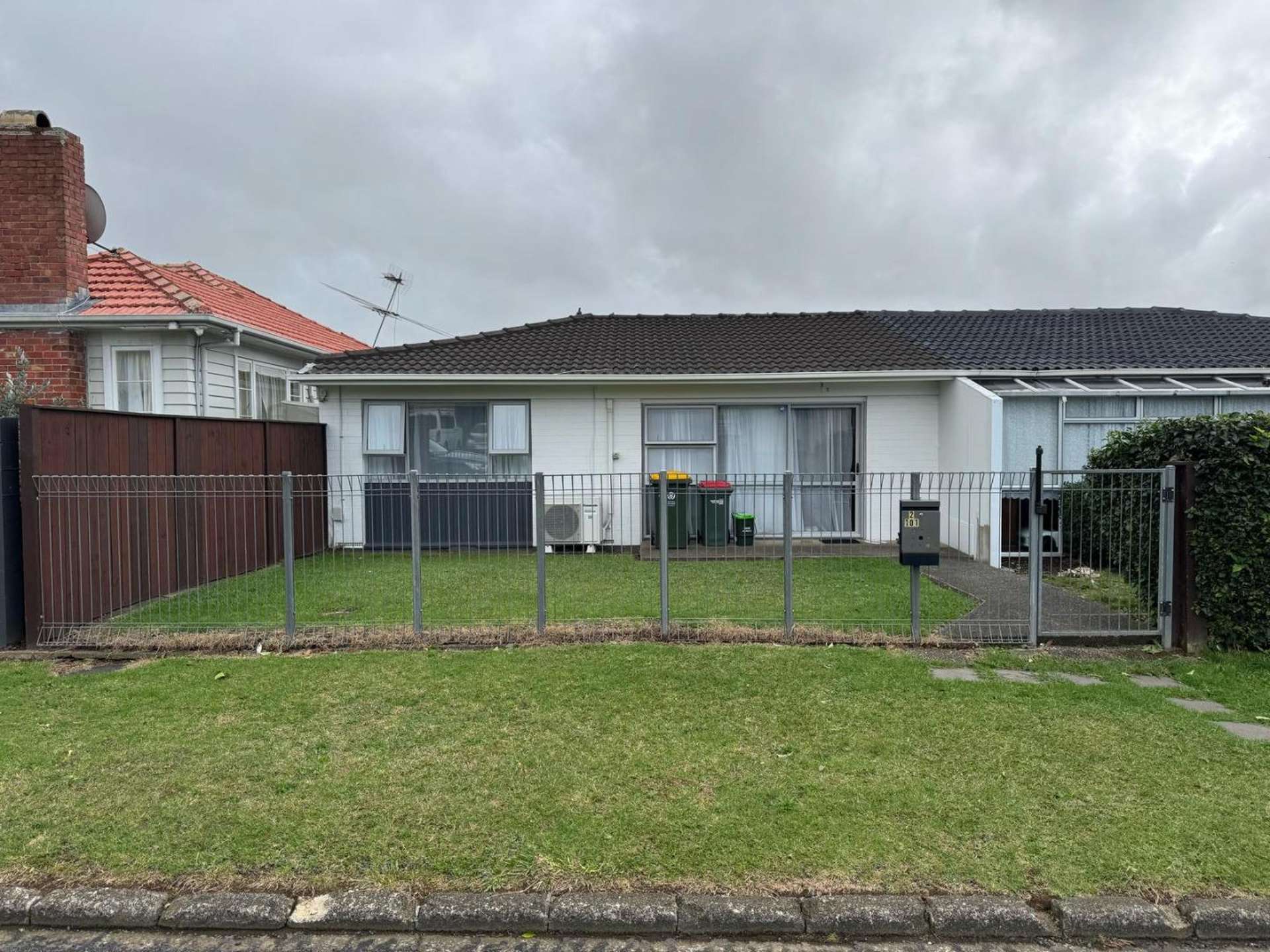 2/101 Coronation Road Papatoetoe_0