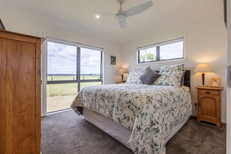 1 Elm Place Waipukurau_17