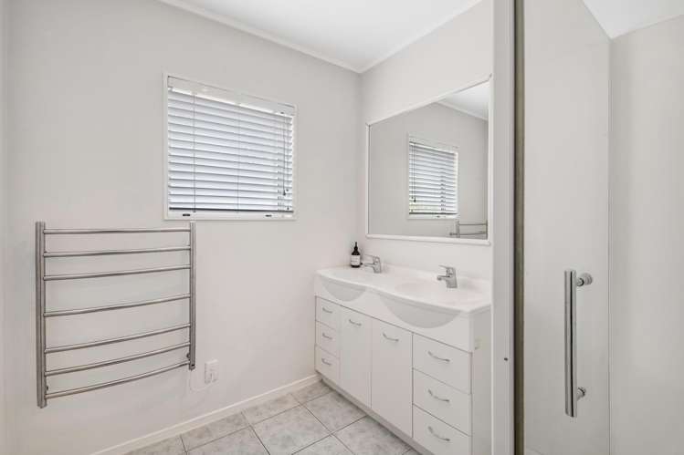 37a Polkinghorne Drive Manly_8