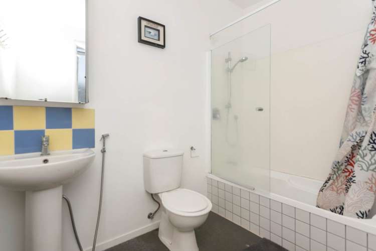 67 Albionvale Road Glen Eden_10