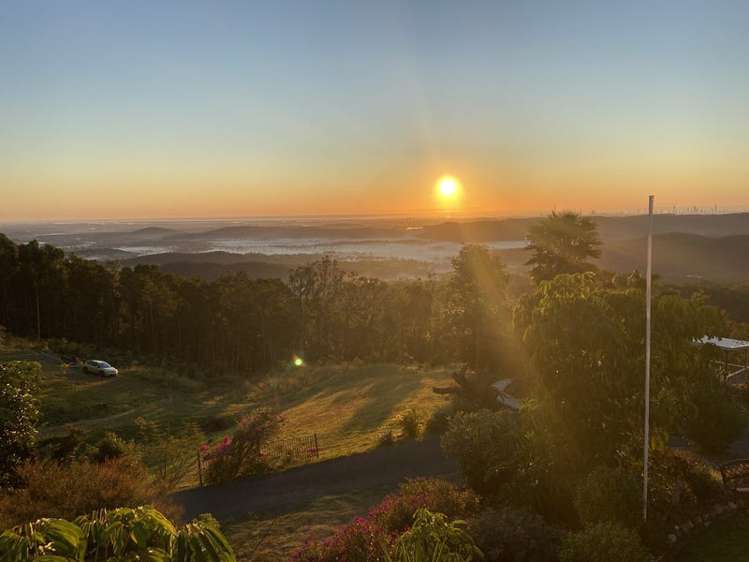 450 Henri Robert Drive Tamborine Mountain_17