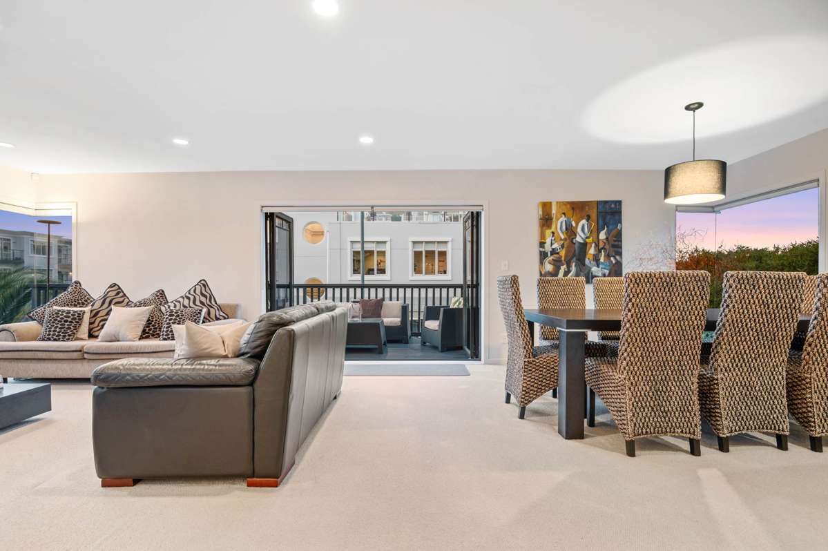 2/48 Te Arawa Street_1