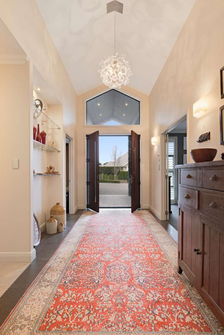 19 Tall Oaks Way Bethlehem_3