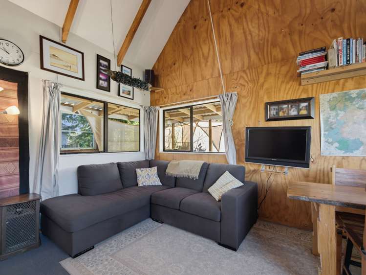 12 and 14 Poro Street Raurimu_6