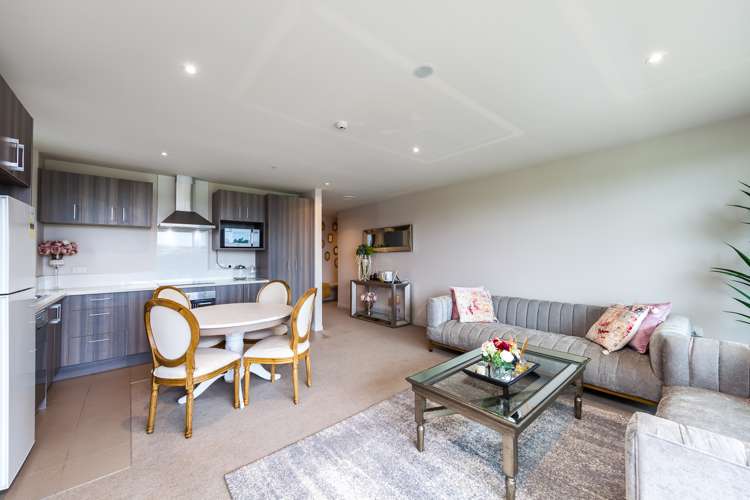 404/27 Don Mckinnon Drive Albany_3