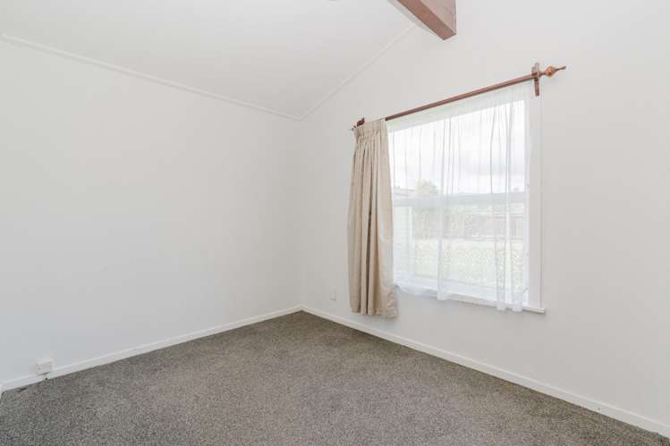 264 Clyde Street Hamilton East_17