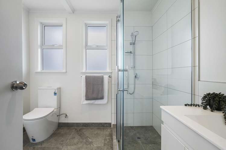 21 Fairclough Road Beach Haven_8