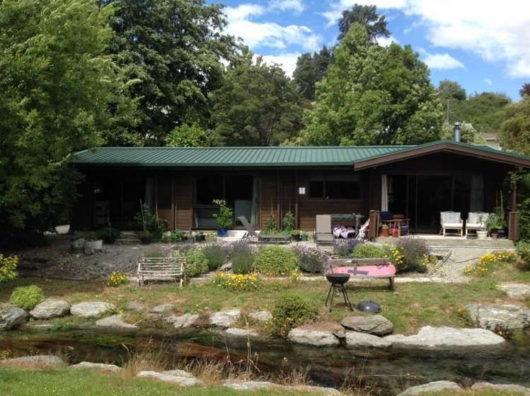 60 Dungarvon Street Wanaka_0