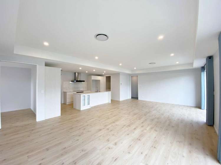 22 Kirkland Crescent Harewood_5