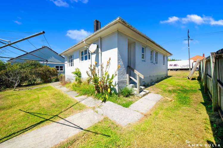 16 Tasman Avenue Mount Albert_7