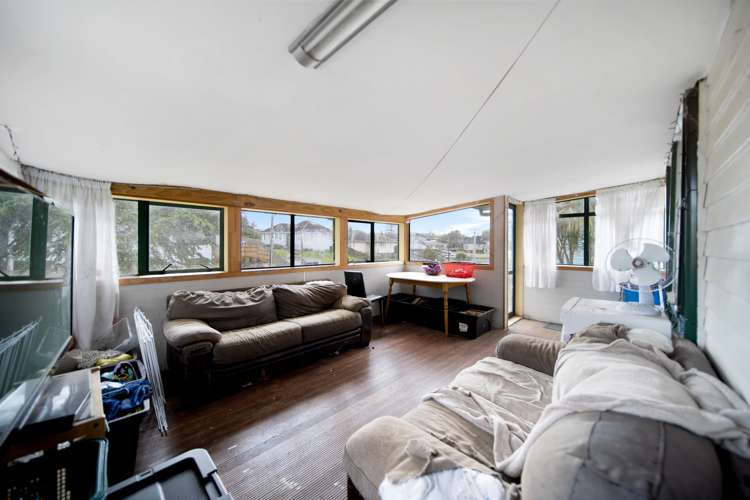 21 Plumley Crescent Mangere_4