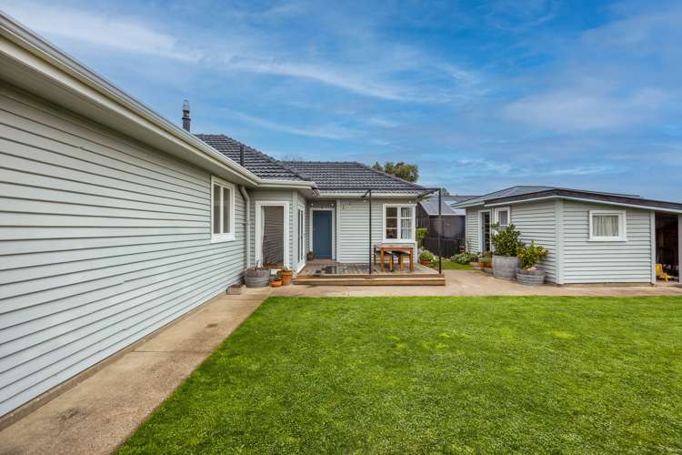 6 Church Street Amberley_18