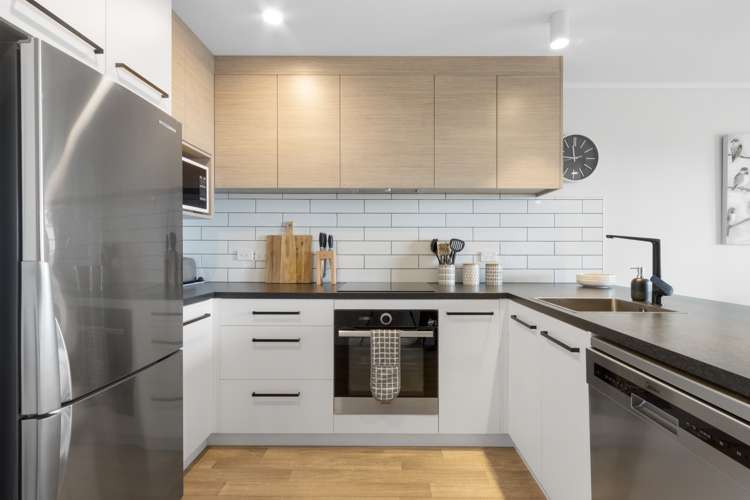 461 Marine Parade Napier South_7