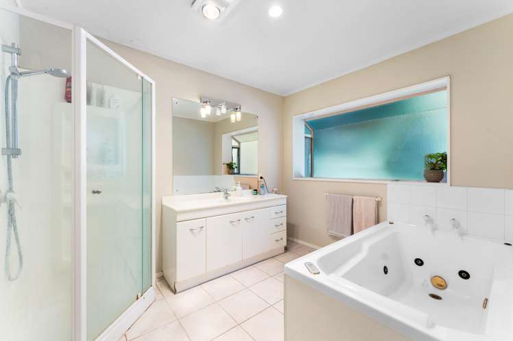 4 Cloverfields Drive Waimauku_13