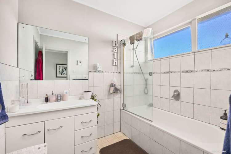 6/5 Braemar Road Castor Bay_9