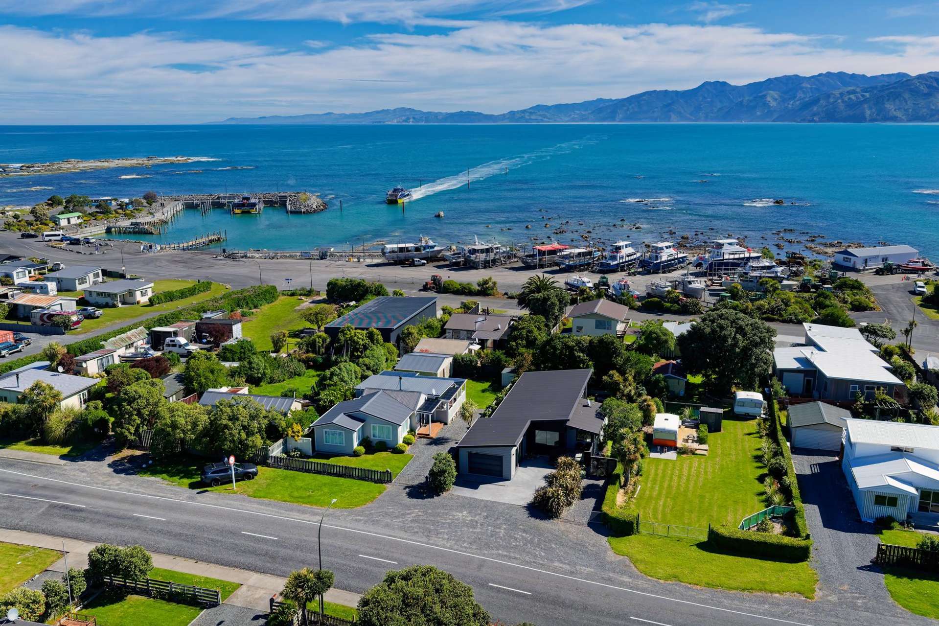 132 South Bay Parade Kaikoura_0