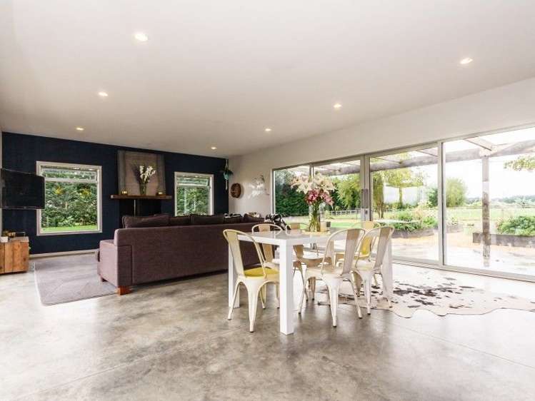 743 Stoney Creek Road Bunnythorpe_13