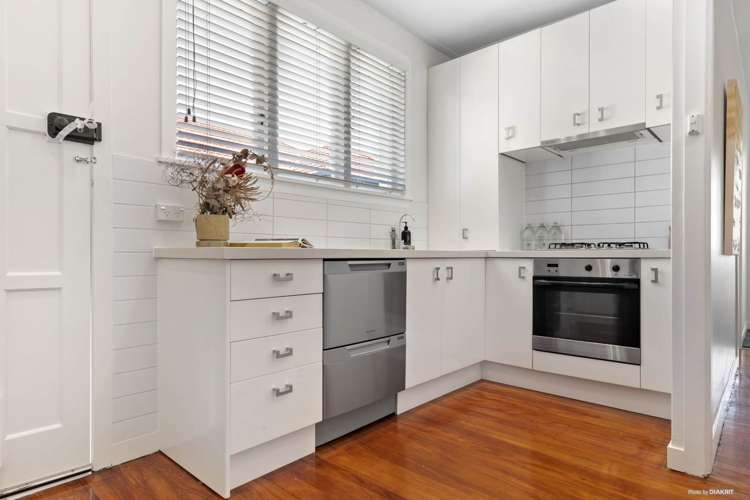 1/151 Jervois Road Herne Bay_5