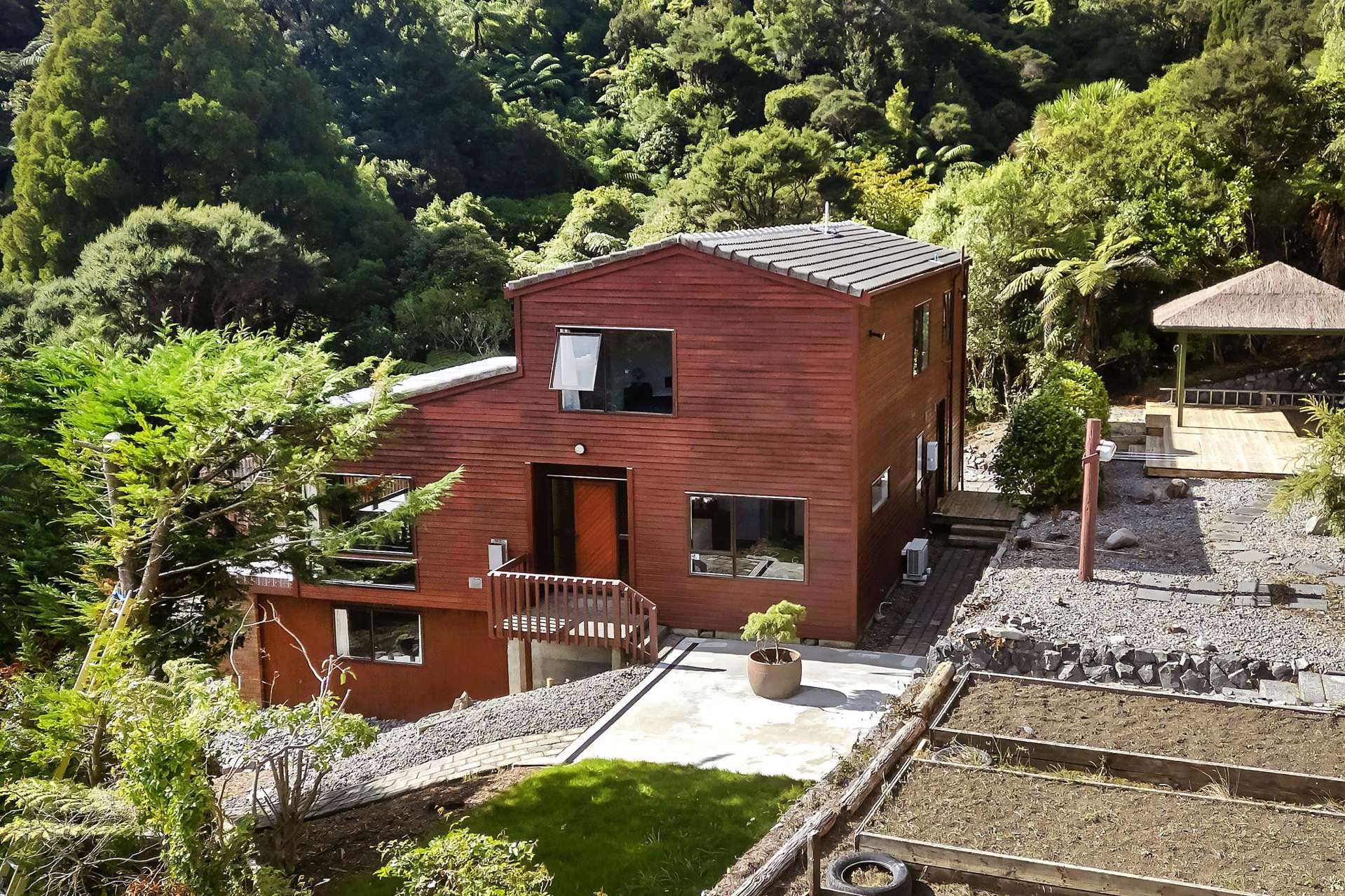 23f Kennedy Grove Stokes Valley_0