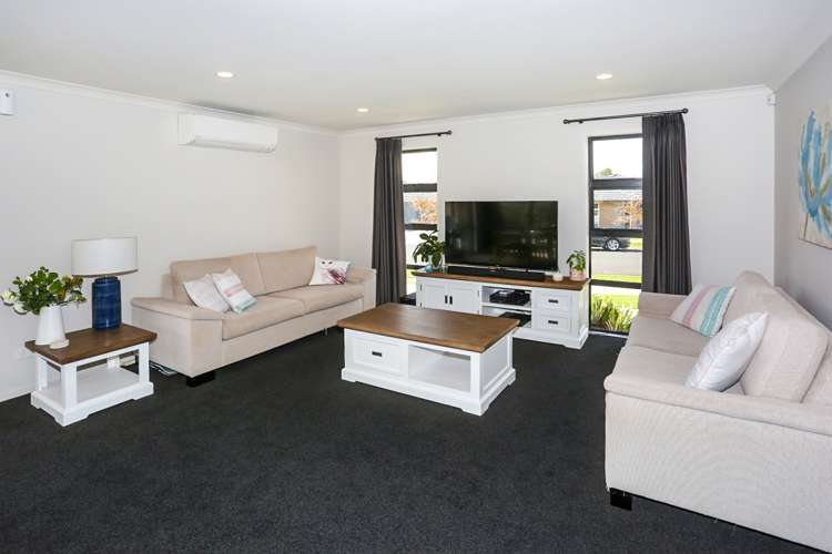 21 Fletcher Lane Patumahoe_3