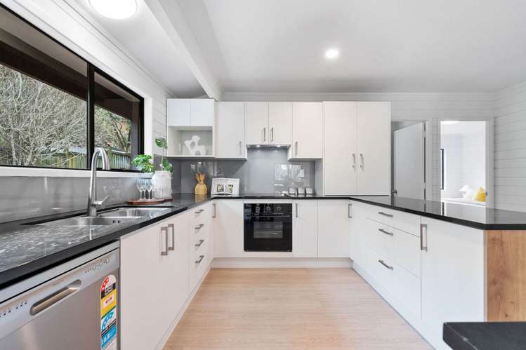 10 Outlook Road Greenhithe_19