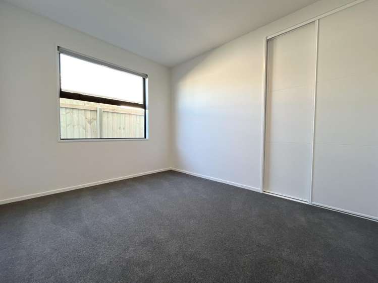 18 Rita Angus Road 10145_7