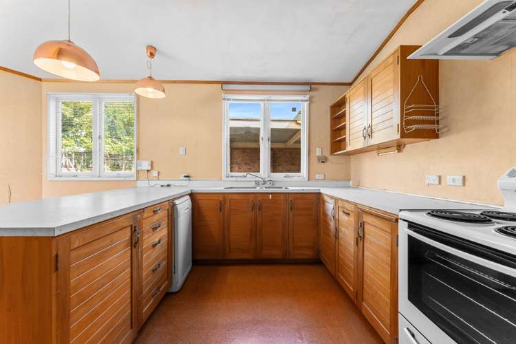 57 Ocean View Road Hillcrest_11