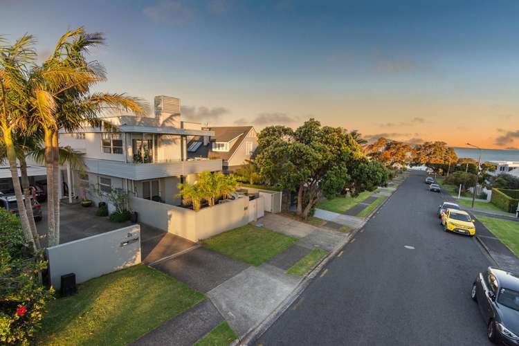 2/2A Earnoch Avenue Takapuna_31