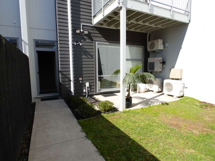140 Hobsonville Point Road Hobsonville_14