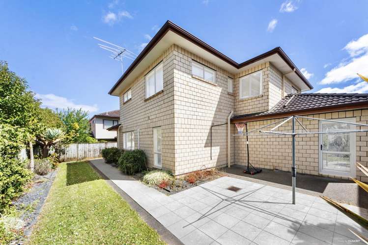 3 Bridgefield Crescent Flat Bush_12