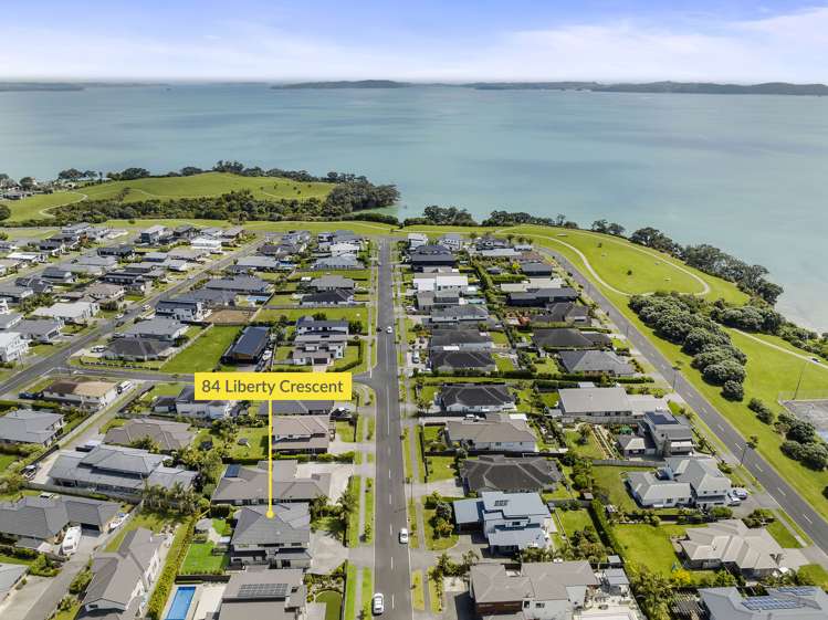84 Liberty Crescent Beachlands_40