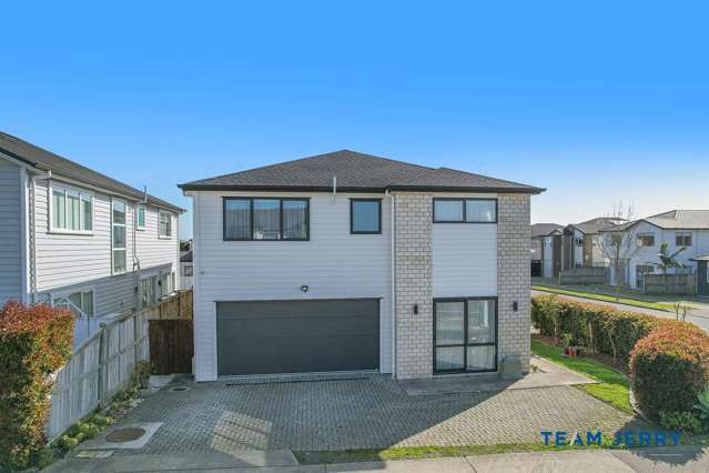 76 Donegal Park Drive Flat Bush_2