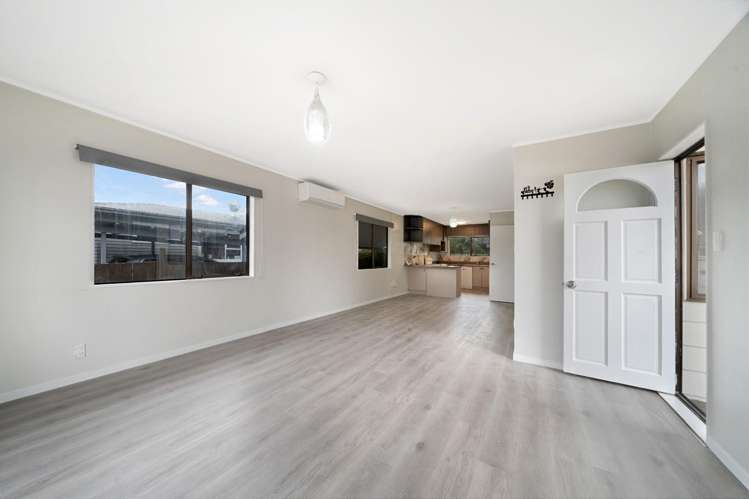 2/18 Gloria Avenue 1801_3