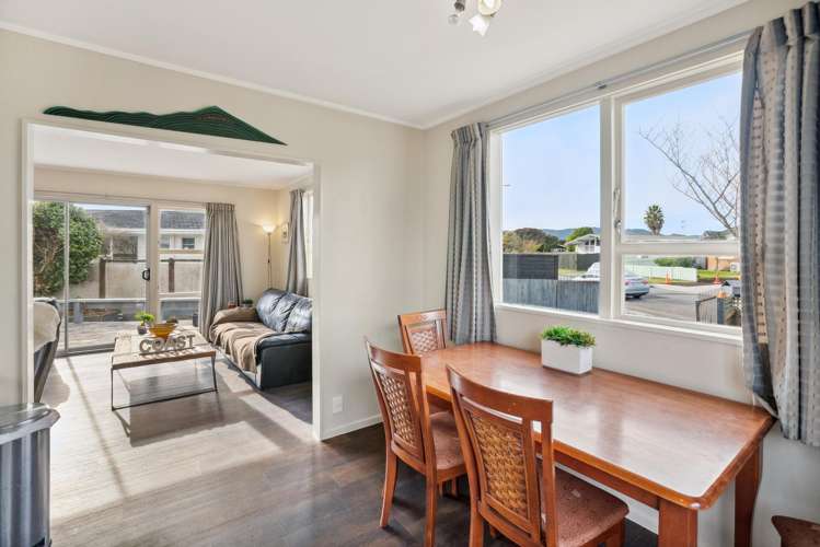 37 Michael Road Paraparaumu Beach_3