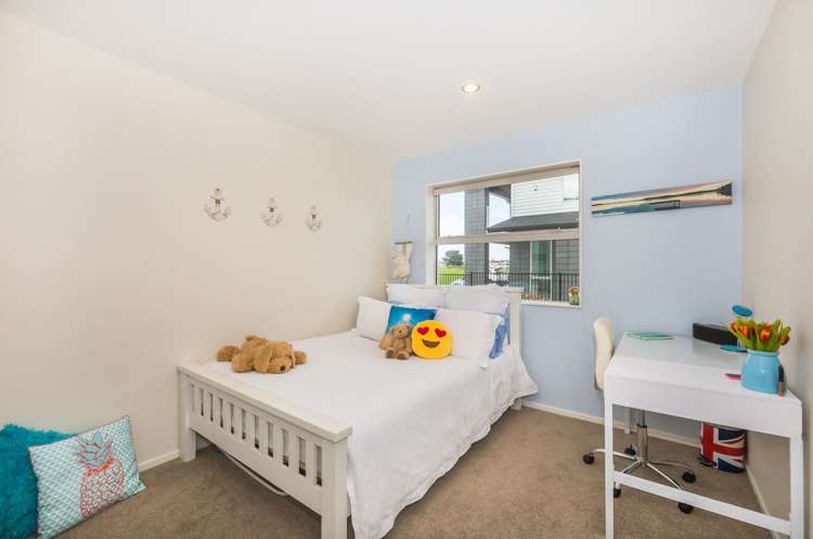 10 Palm View Terrace Gulf Harbour_16